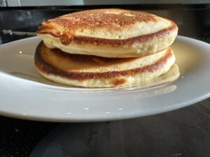 バーミキュラのフライパンで焼いたホットケーキ