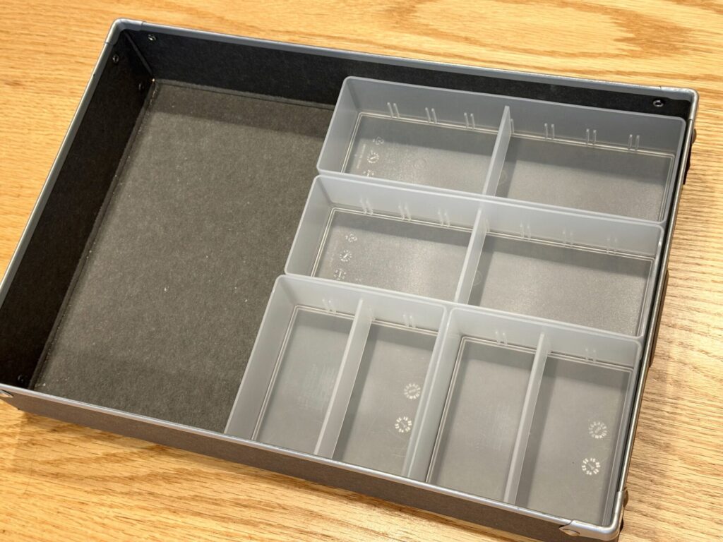 収納と整理トレー