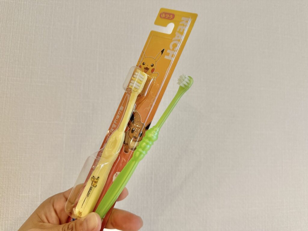 通常歯ブラシと仕上げ磨き歯ブラシ